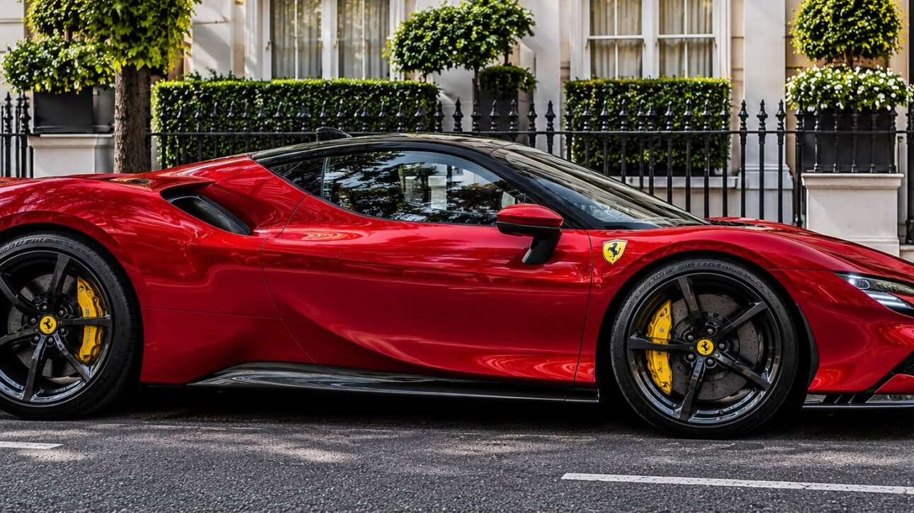 Ferrari SF90 Stradale